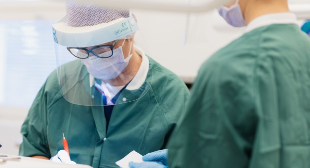  Varo huijausviestejä hammashoitoon liittyen