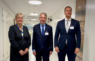 Pekka Haavisto vierailu Keski-Suomen hyvinvointialueella.