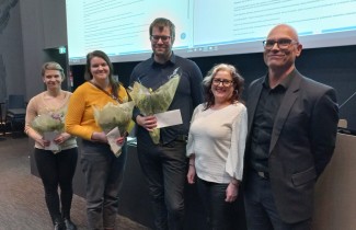 Tiedepäivän posteri-esityksen voittajat.