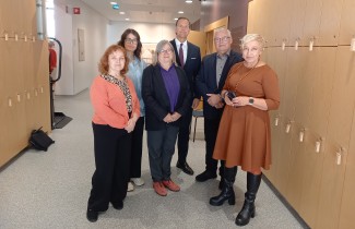 Arviointiryhmän aloituskokouksen 9.9. osallistujat (jäsenet ja asiantuntijat))