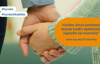 Aikuinen ja lapsi pitävät toisiaan kädestä