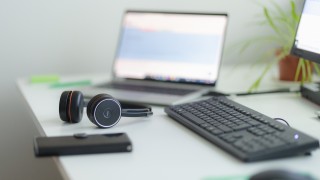 Puhelinpalvelut ja sähköiset palvelut