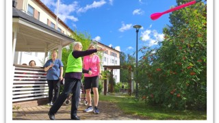 Monipuoliseen liikuntaan panostaminen tukee kaatumisen ehkäisytyötä 